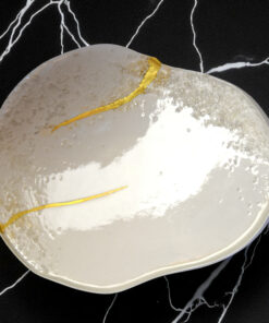 Plateau en Porcelaine Restaurées au Kintsugi