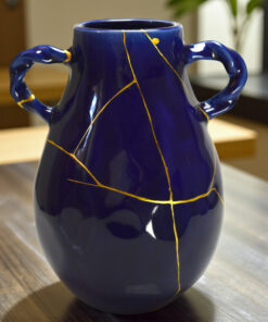 Vase bleu Kintsugi